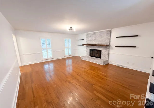 Photo 3 of Single family home for sale at 4412 Lazy Dr, Charlotte, NC 28215 | MLS# 4431553 | Listing updated on 2026-10-07