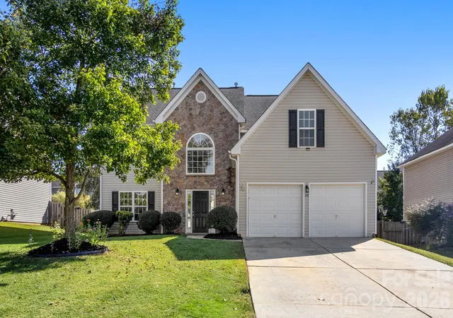 Photo 1 of Single family home for sale at 175 Scanlon Rd, Mooresville, NC 28115 | MLS# 4431575 | Listing updated on 2026-10-15