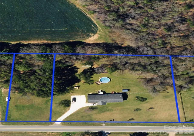 Photo 3 of Single family home for sale at 2530 Gaffney Rd, Mooresboro, NC 28114 | MLS# 4431579 | Listing updated on 2026-10-09