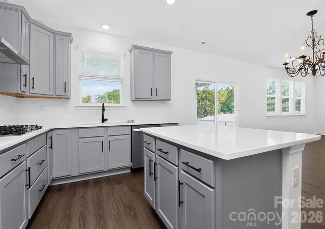 Photo 4 of Single family home for sale at 12133 Rowan Hl Dr, Huntersville, NC 28078 | MLS# 4431589 | Listing updated on 2026-10-08