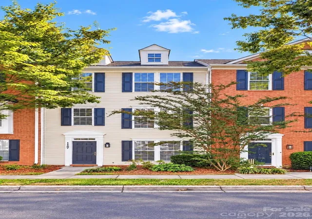 Photo 1 of Townhouse for sale at 11757 Fiddlers Roof Ln, Charlotte, NC 28277 | MLS# 4431591 | Listing updated on 2026-10-17
