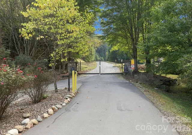 Photo 4 of Land for sale at 7 Spruce Tree Ct, Leicester, NC 28748 | MLS# 4431597 | Listing updated on 2026-10-07
