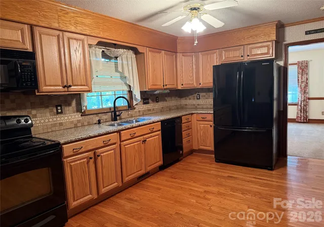 Photo 4 of Single family home for sale at 4714 Quail Ridge Dr, Mint Hill, NC 28227 | MLS# 4431601 | Listing updated on 2026-10-10