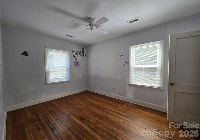Photo 4 of Single family home for sale at 207 W Washington Ave, Bessemer City, NC 28016 | MLS# 4431627 | Listing updated on 2026-10-06