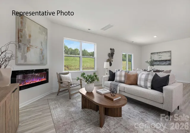 Photo 2 of Single family home for sale at 2145 10th Street SE, Hickory, NC 28602 | MLS# 4431636 | Listing updated on 2026-10-06