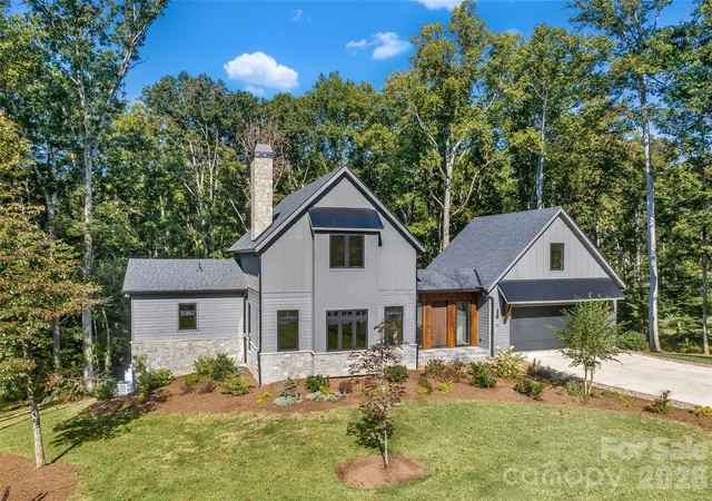 Photo 1 of Single family home for sale at 25 Ted Linn Dr, Fairview, NC 28730 | MLS# 4431637 | Listing updated on 2026-10-07