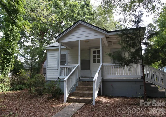 Photo 2 of Single family home for sale at 133 Bynum Ave, Rock Hill, SC 29732 | MLS# 4431662 | Listing updated on 2026-10-23