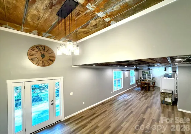 Photo 4 of Single family home for sale at 129 Big Oak Ln, Statesville, NC 28625 | MLS# 4431664 | Listing updated on 2026-10-10