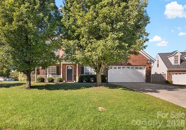 Photo 2 of Single family home for sale at 156 Rusty Nail Dr, Mooresville, NC 28115 | MLS# 4431670 | Listing updated on 2026-10-06
