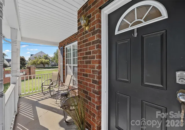 Photo 4 of Single family home for sale at 156 Rusty Nail Dr, Mooresville, NC 28115 | MLS# 4431670 | Listing updated on 2026-10-06