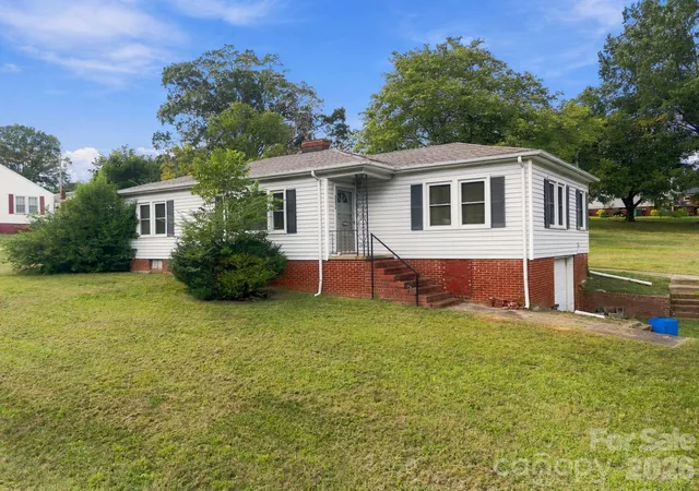 Photo 1 of Single family home for sale at 2204 W Main St, Albemarle, NC 28001 | MLS# 4431673 | Listing updated on 2026-10-07