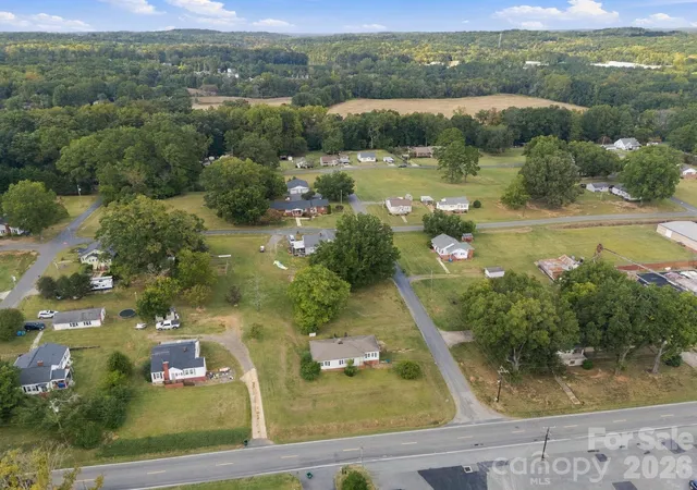 Photo 3 of Single family home for sale at 2204 W Main St, Albemarle, NC 28001 | MLS# 4431673 | Listing updated on 2026-10-07