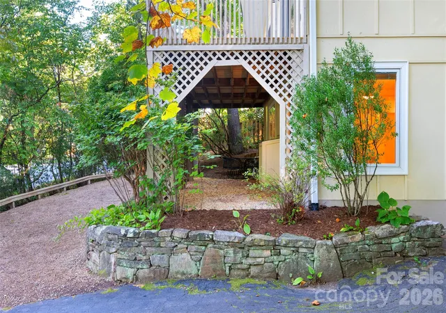 Photo 3 of Single family home for sale at 112 Rhododendron Ave, Black Mountain, NC 28711 | MLS# 4431679 | Listing updated on 2026-10-07