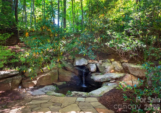 Photo 4 of Single family home for sale at 112 Rhododendron Ave, Black Mountain, NC 28711 | MLS# 4431679 | Listing updated on 2026-10-07