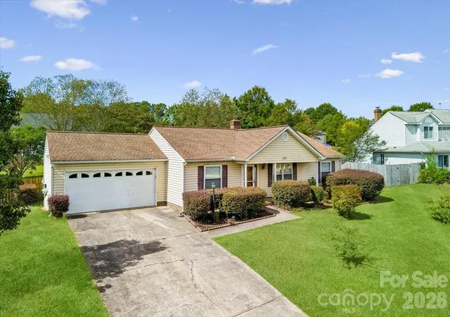 Photo 3 of Single family home for sale at 8544 Indian Summer Trl, Harrisburg, NC 28075 | MLS# 4431680 | Listing updated on 2026-10-08