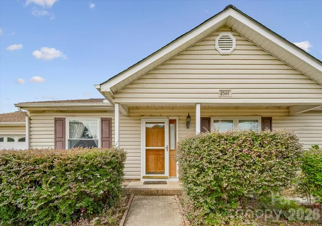 Photo 3 of Single family home for sale at 8544 Indian Summer Trl, Harrisburg, NC 28075 | MLS# 4431680 | Listing updated on 2026-10-08