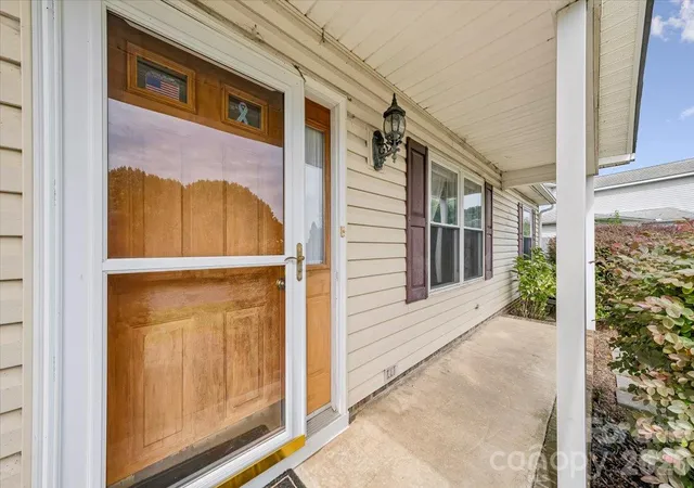 Photo 4 of Single family home for sale at 8544 Indian Summer Trl, Harrisburg, NC 28075 | MLS# 4431680 | Listing updated on 2026-10-08