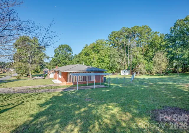 Photo 3 of Single family home for sale at 170 Franklin Dr, Forest City, NC 28043 | MLS# 4431691 | Listing updated on 2026-10-06