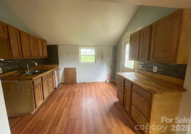 Photo 3 of Single family home for sale at 109 Walnut Ave, Belmont, NC 28012 | MLS# 4431710 | Listing updated on 2026-10-07