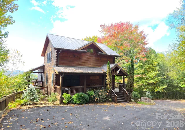 Photo 1 of Single family home for sale at 109 Valley Hts Rd, Mars Hill, NC 28754 | MLS# 4431728 | Listing updated on 2026-10-08