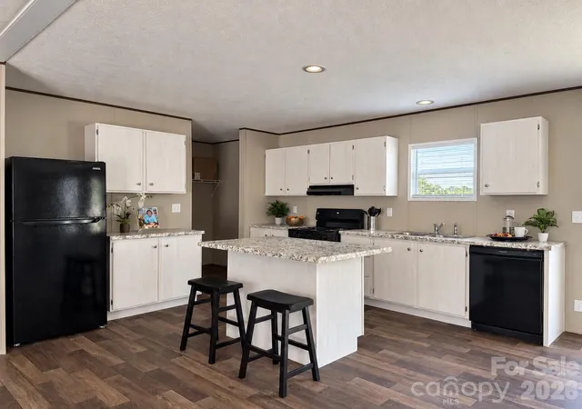 Photo 2 of Single family home for sale at 257 Wayland Dr, Polkton, NC 28135 | MLS# 4431732 | Listing updated on 2026-10-18