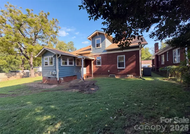Photo 4 of Single family home for sale at 1016 Scales St, Salisbury, NC 28144 | MLS# 4431738 | Listing updated on 2026-10-07