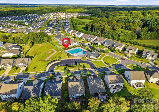 Photo 2 of Single family home for sale at 4386 Hunton Dale Rd NW, Concord, NC 28027 | MLS# 4431739 | Listing updated on 2026-10-09
