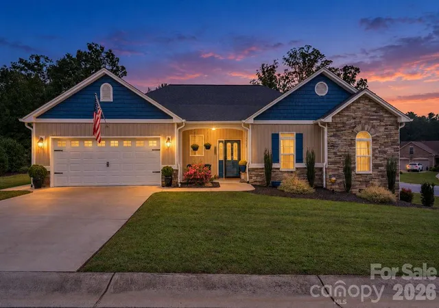 Photo 3 of Single family home for sale at 1115 King George Ct, Lenoir, NC 28645 | MLS# 4431743 | Listing updated on 2026-10-08