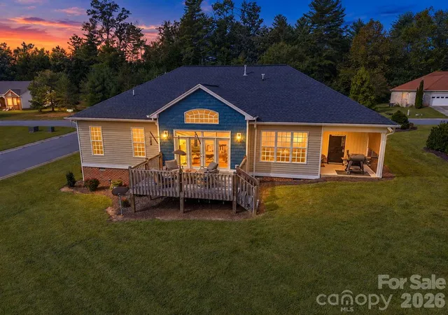 Photo 4 of Single family home for sale at 1115 King George Ct, Lenoir, NC 28645 | MLS# 4431743 | Listing updated on 2026-10-08