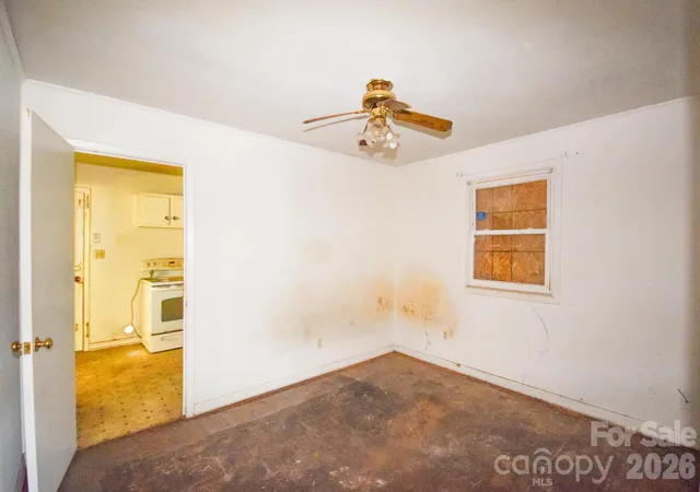 Photo 4 of Single family home for sale at 2715 Southwest Blvd, Charlotte, NC 28216 | MLS# 4431753 | Listing updated on 2026-10-07