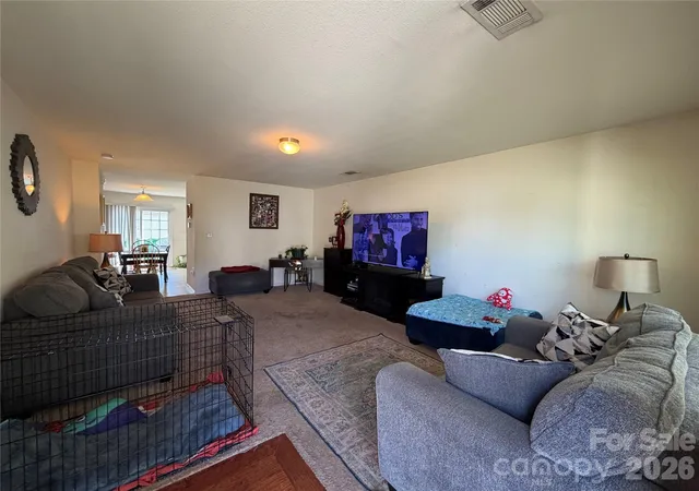 Photo 4 of Single family home for sale at 5608 Graypark Dr, Charlotte, NC 28269 | MLS# 4431769 | Listing updated on 2026-10-08