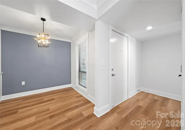 Photo 3 of Condo for sale at 4906 Sardis Rd, Charlotte, NC 28270 | MLS# 4431770 | Listing updated on 2026-10-08