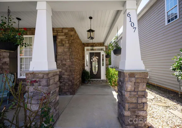 Photo 1 of Sale Pending at 6107 Cactus Valley Rd, Charlotte, NC 28277 | MLS# 4431797 | Listing updated on 2026-10-30