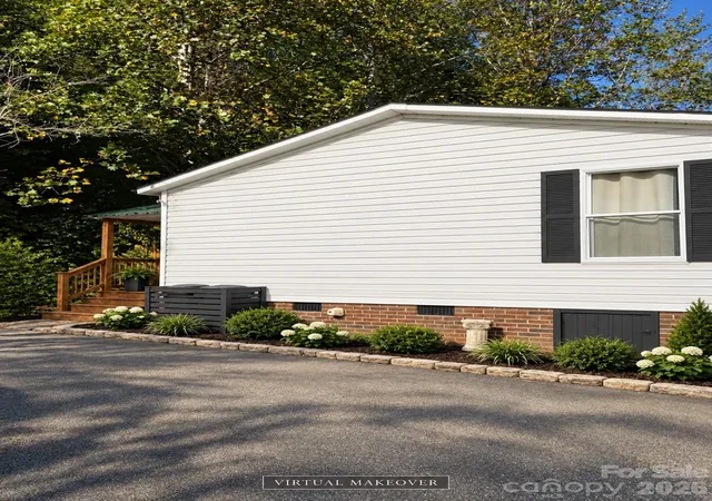 Photo 4 of Single family home for sale at 1516 Abington Rd, Lenoir, NC 28645 | MLS# 4431799 | Listing updated on 2026-10-07
