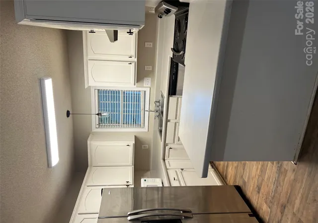 Photo 4 of Single family home for sale at 202 Polly Collins Ct, Fort Mill, SC 29715 | MLS# 4431804 | Listing updated on 2026-10-08