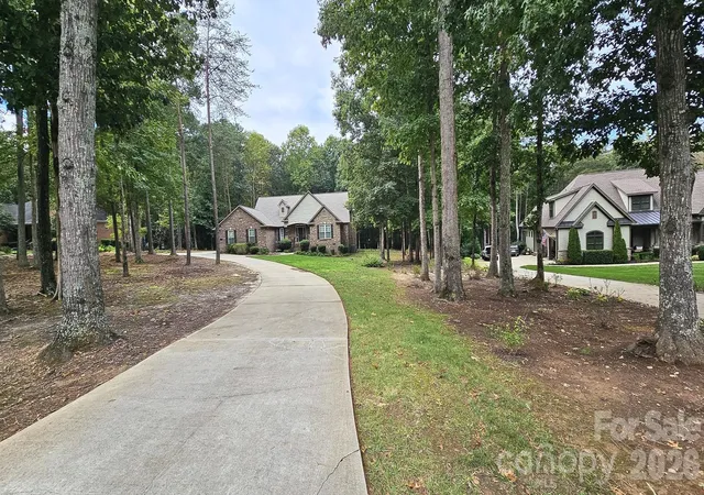 Photo 3 of Single family home for sale at 4587 Sawgrass Ct, Denver, NC 28037 | MLS# 4431837 | Listing updated on 2026-10-07