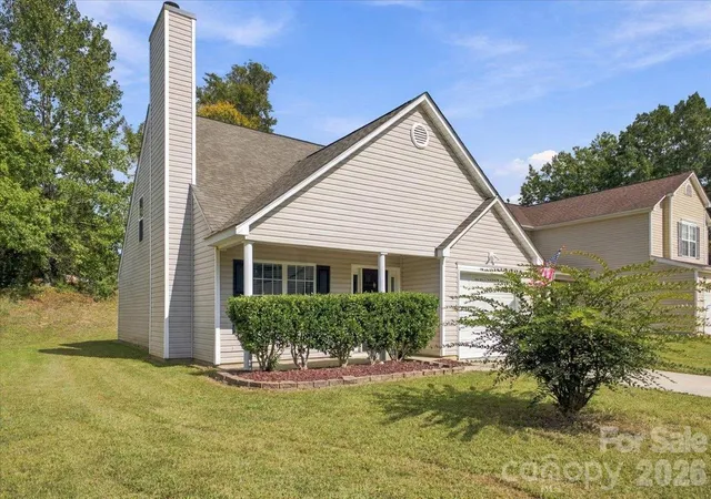 Photo 1 of Single family home for sale at 7812 Montbrook Dr, Charlotte, NC 28214 | MLS# 4431853 | Listing updated on 2026-10-07