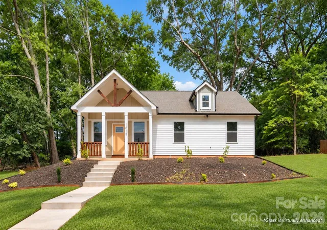 Photo 1 of Single family home for sale at 1618 Eaves Rd, Shelby, NC 28152 | MLS# 4431856 | Listing updated on 2026-10-07