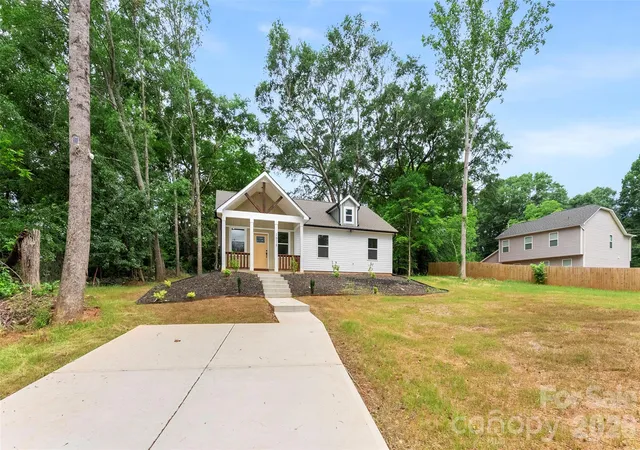 Single family home for sale at 1618 Eaves Rd, Shelby, NC 28152 | MLS# 4431856