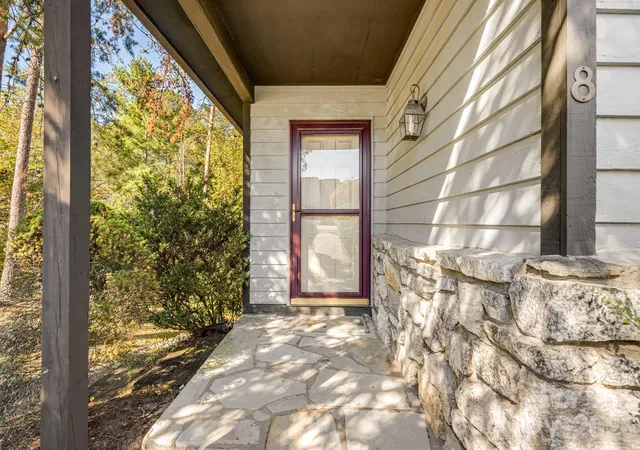 Photo 3 of Single family home for sale at 8 Zachary Ridge Rd, Asheville, NC 28804 | MLS# 4431864 | Listing updated on 2026-10-09