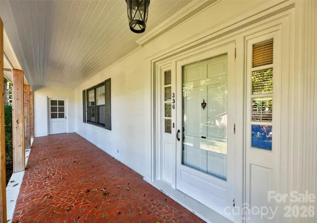Photo 3 of Single family home for sale at 356 7th Avenue NE, Hickory, NC 28601 | MLS# 4431867 | Listing updated on 2026-10-09