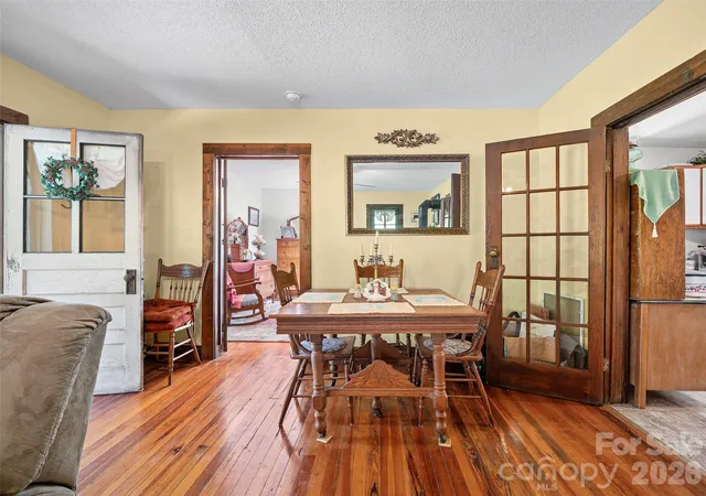 Photo 4 of Single family home for sale at 163 Cub Howell Rd, Bakersville, NC 28705 | MLS# 4431872 | Listing updated on 2026-10-07