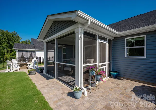 Photo 4 of Single family home for sale at 201 Lady Catherine St, Lancaster, SC 29720 | MLS# 4431877 | Listing updated on 2026-10-09