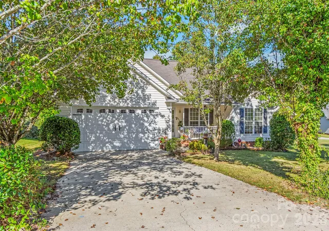 Single family home for sale at 4618 Hendrix Ct, Concord, NC 28025 | MLS# 4431884