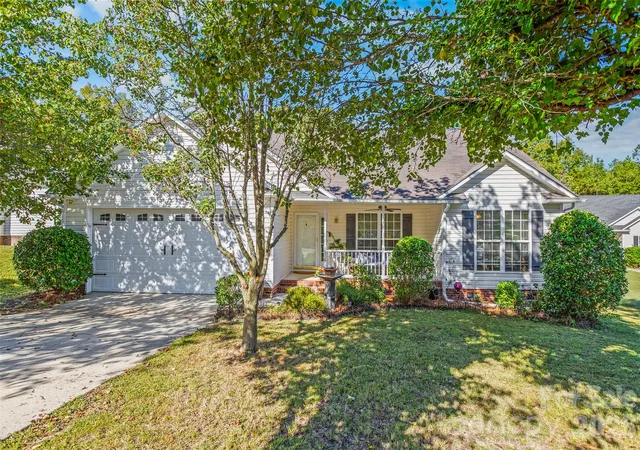 Photo 1 of Single family home for sale at 4618 Hendrix Ct, Concord, NC 28025 | MLS# 4431884 | Listing updated on 2026-10-08