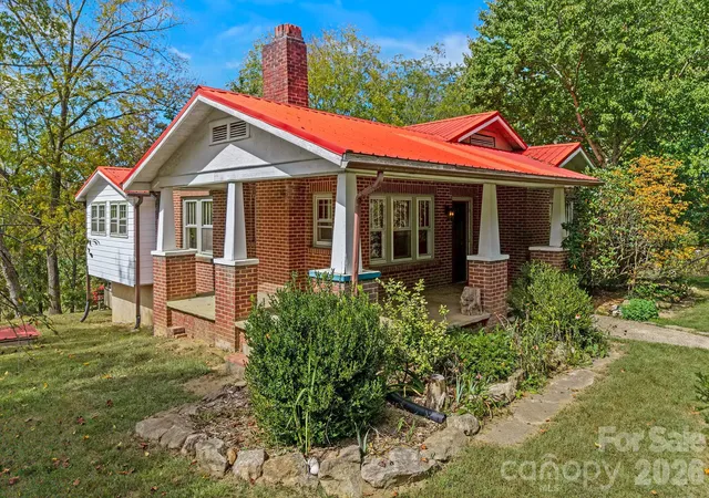Photo 2 of Single family home for sale at 1305 Jenkins Valley Rd, Alexander, NC 28701 | MLS# 4431889 | Listing updated on 2026-10-08