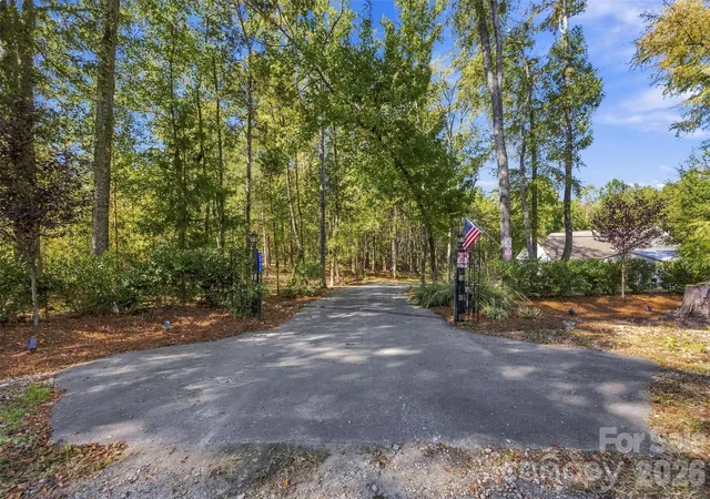 Photo 4 of Single family home for sale at 2072 Old Fry Ln, Lancaster, SC 29720 | MLS# 4431930 | Listing updated on 2026-10-09