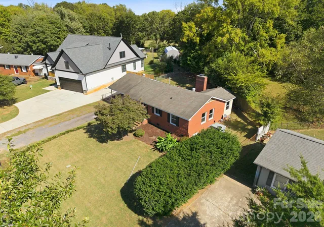 Photo 3 of Single family home for sale at 232 Eden Cir, Pineville, NC 28134 | MLS# 4431931 | Listing updated on 2026-10-09