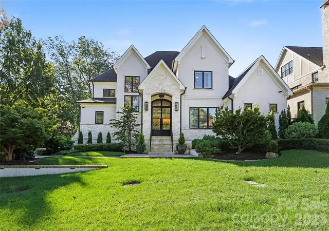 Photo 1 of Single family home for sale at 1218 Townes Rd, Charlotte, NC 28209 | MLS# 4431934 | Listing updated on 2026-10-12