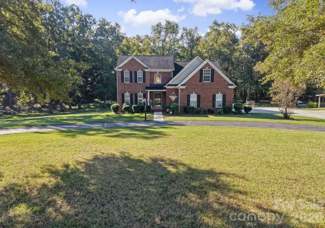 Photo 1 of Single family home for sale at 4616 Olive Branch Rd, Wingate, NC 28174 | MLS# 4431938 | Listing updated on 2026-10-20